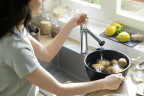 Смеситель для кухни Hansgrohe Zesis M33 74804000