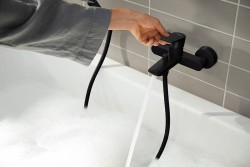 Смеситель для ванны Hansgrohe Rebris E 72450670 черный матовый