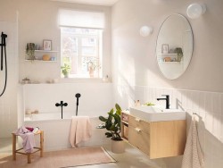 Смеситель для раковины Hansgrohe Rebris S 72517670 черный матовый