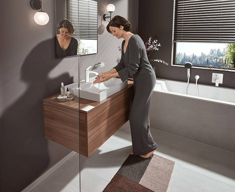Ручной душ Hansgrohe Pulsify Select Activation 24100700 белый матовый
