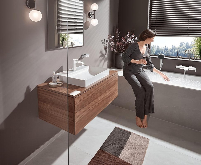 Ручной душ Hansgrohe Pulsify Select Activation 24100700 белый матовый