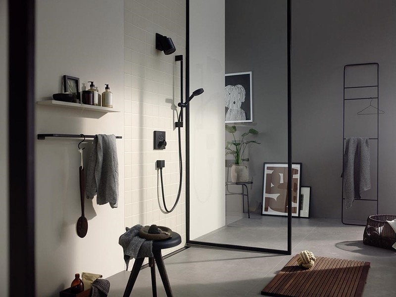 Душевой гарнитур Hansgrohe Pulsify Select Relaxation 24160670 черный матовый