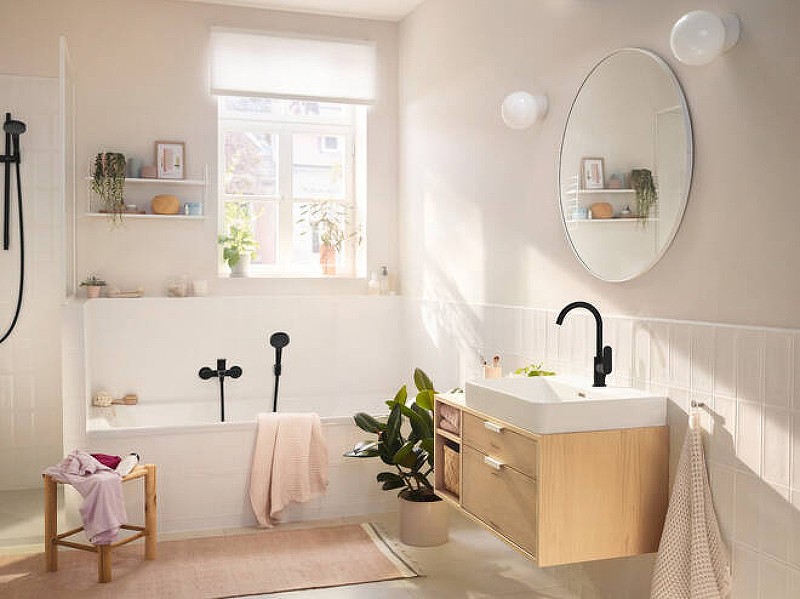 Смеситель для ванны Hansgrohe Rebris S 72440670 черный матовый