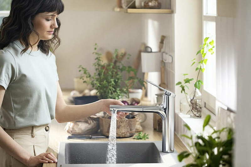 Смеситель для кухни Hansgrohe Zesis M33 74801000 Хром