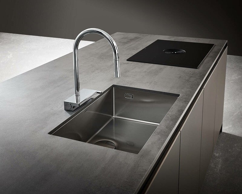 Смеситель для кухни Hansgrohe Aquno Select M81 73831000 Хром