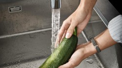 Смеситель для кухни Hansgrohe Zesis M33 74801800