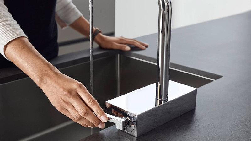 Смеситель для кухни Hansgrohe Aquno Select M81 73836000 Хром