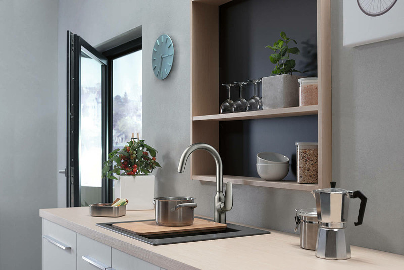 Смеситель для кухни Hansgrohe Focus M421-H220 71802000 Хром