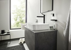 Крючок Hansgrohe AddStoris 41755000 Хром