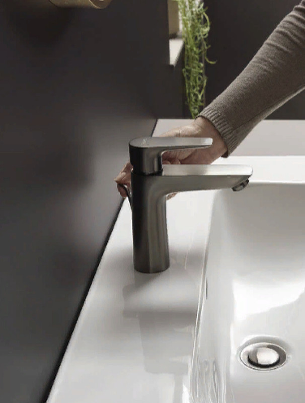 Смеситель для раковины Hansgrohe Talis E 71710340