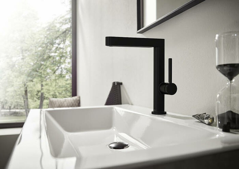 Смеситель для раковины Hansgrohe Finoris 76063670 черный матовый