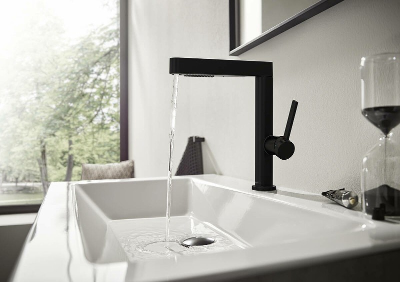 Смеситель для раковины Hansgrohe Finoris 76063670 черный матовый