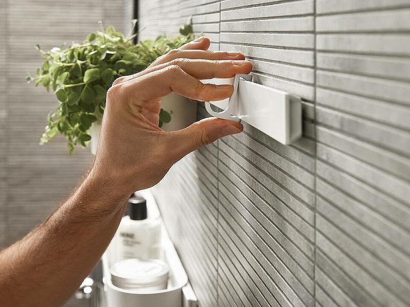 Крючок Hansgrohe WallStoris 27929700 белый матовый
