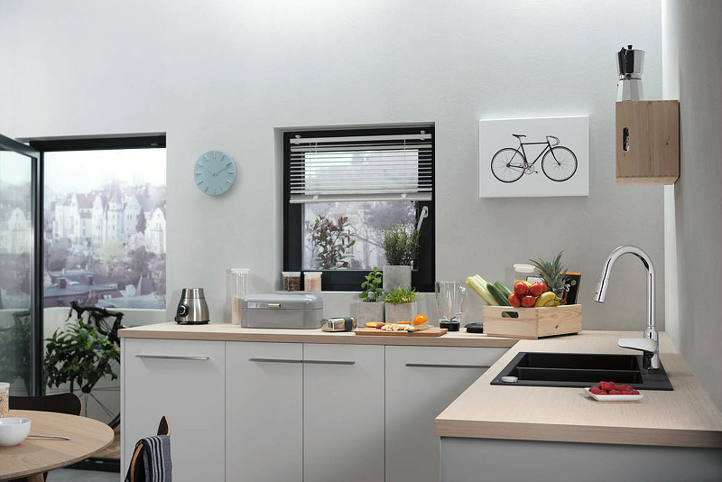 Смеситель для кухни Hansgrohe Focus M42 71800000 Хром