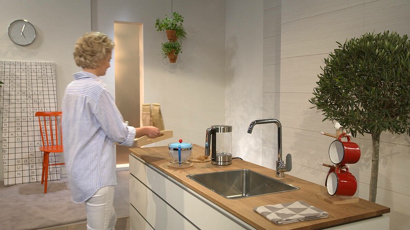Смеситель для кухни Hansgrohe Focus E2 31820000 Хром