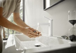 Смеситель для раковины Hansgrohe Finoris 76023700 белый матовый