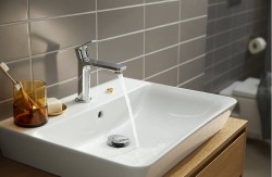 Смеситель для раковины Hansgrohe Rebris E 72560000