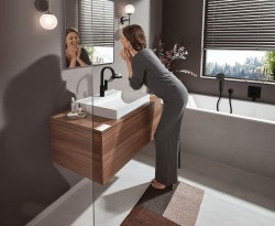 Смеситель для раковины Hansgrohe Vivenis 75030670 черный матовый