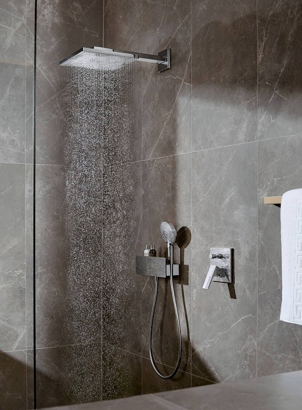 Верхний душ Hansgrohe Raindance 26238670 черный матовый